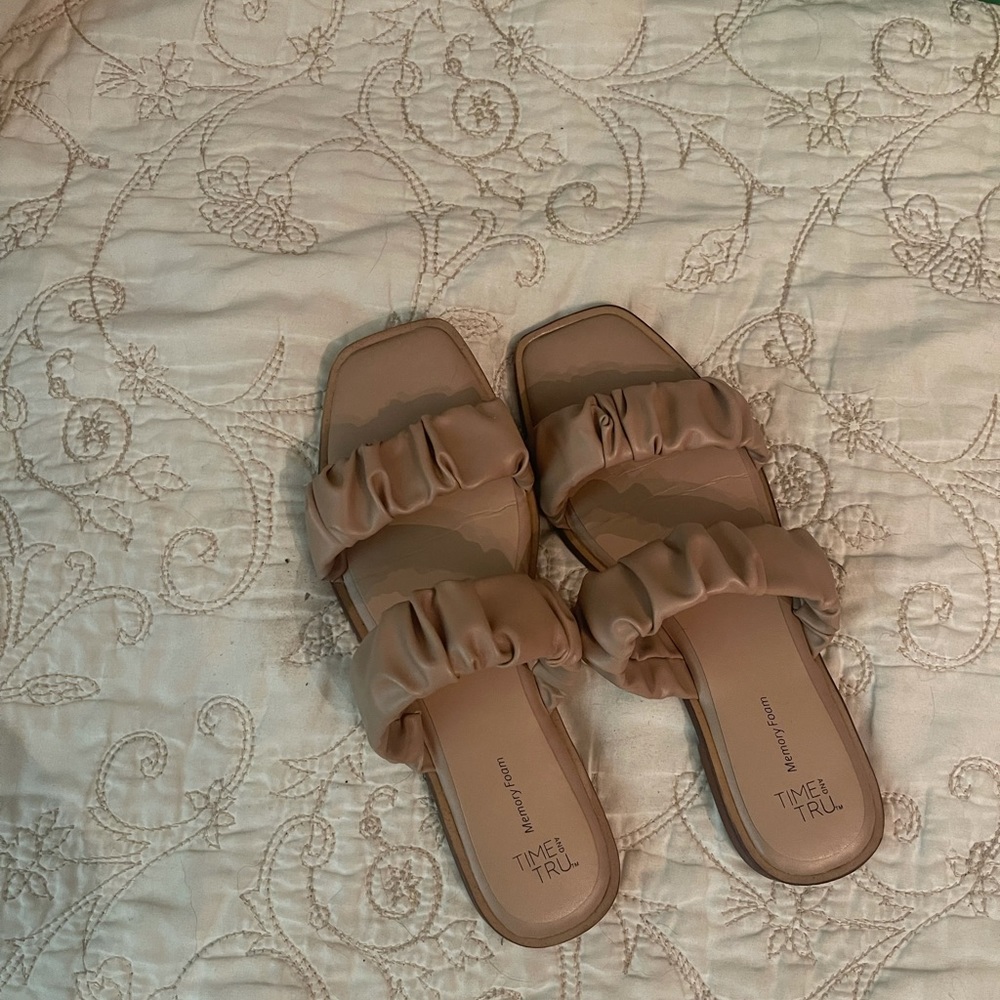 Brown faux leather sandals